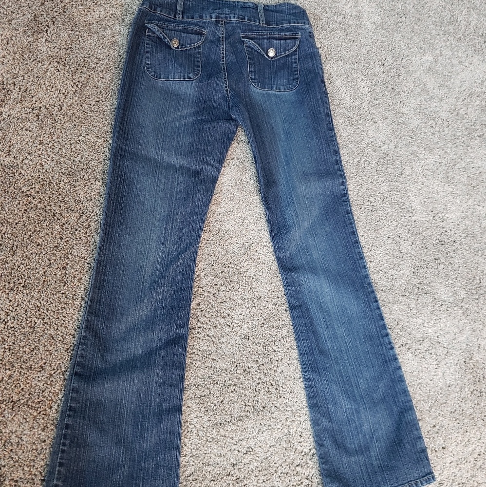 Squeeze Jeans - image 4